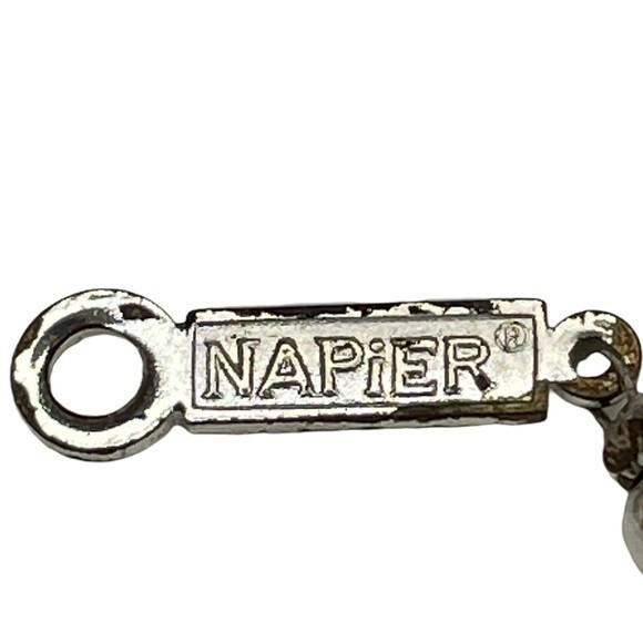 Napier Vintage Silver Tone Bracelet - Picture 4 of 5